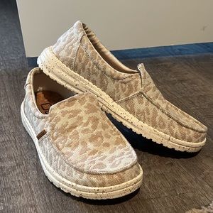 WOMEN'S HEY DUDE MISTY WOVEN SLIP-ON SHOES